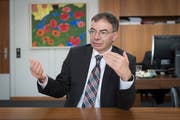 Als Verwaltungsratspräsident der Jungfraubahn Holding in Erklärungsnot: HSG-Rektor Thomas Bieger. (Bild: Urs Bucher)