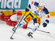 Reto Suri (Nr. 26) schiesst den EV Zug in Weissrussland zum Sieg (Bild: KEYSTONE/VALENTIN FLAURAUD)