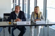 Erwin Maria Spari und Fleur Spari sind die Verantwortlichen des Sozialprojekts "Mahrberg Library". (Bild: Gianluca Lombardi)