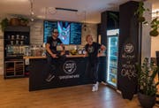 Dennis Wild und Markus Kragler in ihrer Luzerner Superfood-Bar. (Bild: PD)