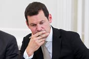 Die Staatsanwaltschaft verdächtigt Maudet der Vorteilsnahme bei einer Reise in die Vereinigten Arabischen Emirate im Jahr 2015. (Bild: Salvatore Di Nolfi / Keystone)