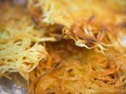 Die Agrar-Initiativen haben eine Röstifurche aufgerissen: Die Westschweizer Kantone Waadt, Genf, Jura und Neuenburg stimmten «Ja». (Bild: Keystone/MARTIN RUETSCHI)