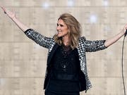 Die Sängerin Céline Dion, hier bei einem Auftritt im Stade de Suisse in Bern, beendet ihre Shows in Las Vegas. (Bild: KEYSTONE/ANTHONY ANEX)
