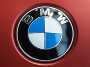 Eine Gewinnwarnung von BMW erschreckt die Anleger: Die Aktie stürzt an der Börse ab. (Bild: KEYSTONE/EPA/CHRISTIAN BRUNA)