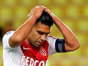 Zum Haareraufen: Monaco und sein Starstürmer Radamel Falcao finden nicht aus dem Tief hinaus (Bild: KEYSTONE/EPA/SEBASTIEN NOGIER)