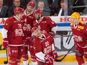 2. Sieg im 3. Spiel: Die Lausanner Spieler dürfen mit dem Saisonstart zufrieden sein (Bild: KEYSTONE/LAURENT GILLIERON)