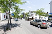 Weniger Durchgangsverkehr auf dem Boulevard war das Ziel des Versuches mit einem neuen Verkehrsregime. (Bild: Donato Caspari)