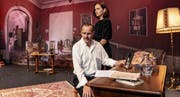 Die verzweifelt Liebende und der Narzisst: Simone Stahlecker und Matthias Fankhauser. (Bild: Peter Knup/Theater Winterthur)