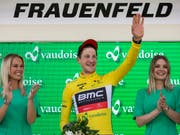 Durfte sich zum Tour-de-Suisse-Auftakt in Frauenfeld ins Gelbe Trikot einkleiden lassen (Bild: KEYSTONE/ALEXANDRA WEY)