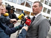 Staatsanwalt Kristian Kirk (rechts) drang auch im Berufungsprozess mit seinem Strafantrag auf lebenslänglich für U-Boot-Bauer Peter Madsen wegen Mordes an der schwedischen Journalistin Kim Wall durch. (Bild: KEYSTONE/AP Ritzau Scanpix/LISELOTTE SABROE)
