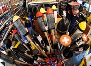 Feuerwerkskörper und Raketen für Silvester - beliebt, aber nicht ungefährlich. (Symbolbild: key/Steffen Schmidt)