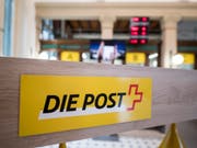 Der Konzerngewinn der Post sank im ersten Halbjahr 2018 im Vergleich zum Vorjahr um 167 Millionen Franken. (Bild: Keystone/URS FLUEELER)
