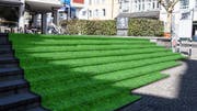 Wieso nicht einen Grasteppich über die Treppe am Blumenmarkt legen? (Visualisierung: PD/Katy Rohner)