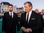 Als erster Stargast am 14. Zurich Film Festival schreitet Schauspieler Viggo Mortensen über den Grünen Teppich. (Bild: KEYSTONE/ENNIO LEANZA)