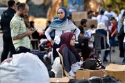 Syrische Flüchtlinge bereiten sich darauf vor, Beirut zu verlassen (Bild: Wael Hamzeh/Epa, 17 September 2018)