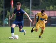 Abtwils Mittelfeldspieler Reto Nef (links) erzielte bereits sieben Treffer in der laufenden Saison. (Bild: Urs Bucher)