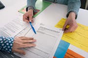 Die Zahl der Sozialhilfebezüger sei in Wil um einiges grösser als in anderen Gemeinden der Region, betonten die Parlamentarier. (Bild: Keystone)