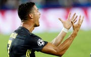 Cristiano Ronaldo weist den Vergewaltigungsvorwurf zurück. (Bild: AP/Alberto Saiz)