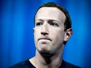 Das Unternehmen nehme den Vorgang «sehr ernst» , sagte Facebook-Chef Mark Zuckerberg. (Bild: Keystone/EPA/ETIENNE LAURENT)