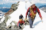 Immer weniger Bergführer kommen nach. (Bild: Manuel Lopez/Keystone (Verbier, 24. Juni 2016))