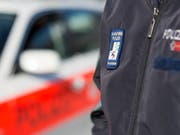 Der Fall des gefundenen Unterschenkels im Kanton Graubünden ist einen Schritt weiter. Nun werden die genaueren Umstände geklärt. (Bild: KEYSTONE/GIAN EHRENZELLER)