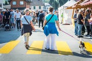 Der Isliker Härbscht-Märt lädt zum Flanieren ein. (Bild: Andrea Stalder)