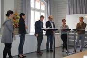 Die Podiumsteilnehmer der Sozialkonferenz: (von links) Chantal Gamma, Claudia Fedier, Samuel Bissig, Jost Meyer, Michaela Okle und Adriano Prandi. (Bild: Paul Gwerder (Altdorf, 29. September 2018))