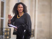 Die französische Sportministerin und Ex-Weltklasse-Fechterin Laura Flessel kündigt ihren Rücktritt aus der Regierung an. (Bild: KEYSTONE/EPA POOL/CHRISTOPHE PETIT TESSON / POOL)