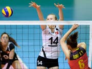 Mitten in der Weltklasse: Das Schweizer Nationalteam ist am Voley Masters in Montreux Aussenseiter (Bild: KEYSTONE/LAURENT GILLIERON)