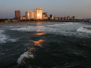 Südafrika ist in eine Rezession gerutscht. Im Bild: Durban. (Bild: KEYSTONE/EPA/KIM LUDBROOK)