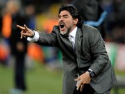 Diego Maradona soll nun bei einem mexikanischen Zweitligisten auf die Trainerbank zurück (Bild: KEYSTONE/AP/MARTIN MEISSNER)