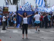 Nicht alle Griechen lassen sich von Regierungscher Tsipras beruhigen: Proteste in Thessaloniki. (Bild: KEYSTONE/AP/DIMITRIS TOSIDIS)