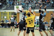 Florian Henrich (am Ball), der deutsche Neuzugang bei Altdorf, erzielt in Schaffhausen neun Treffer. (Bild: Urs Hanhart (Altdorf, 1. September 2018)