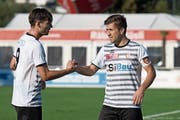   The Chelsea double defenders underneath each other: Roman Herger (left) and Dejan Jakovljevic. (Photo: Ruedi Burkart (Wohlen, 8 September 2018)) 