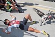 Ausgepowert: Ramona Forchini braucht einen Moment, um sich von den Strapazen zu erholen. Doch schon bald war sie wieder auf den Beinen und freute sich über eine unvergessliche Erfahrung in ihrer Sportkarriere. (Bild: Urs Huwyler)