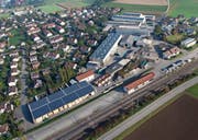 Das Pilotprojekt auf dem Dach des Holz- und Kartonverpackungsherstellers Wegmüller in Rickenbach-Sulz. (Bild: PD)