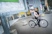 Sabine Peter Köstli sucht einen Sponsor für die Ehrung der Freiwilligenarbeit. (Bild: Andrea Stalder)
