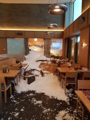 Das Hotel Säntis soll von der Lawine betroffen sein. (Bild: Twitter).