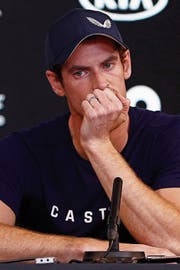 Brach während seinem Medienauftritt in Tränen aus: Andy Murray. (Bild: Pockett/AP (Melbourne, 11.1.2019))