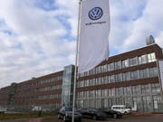 Der Volkswagen-Konzern kann für das Jahr 2018 einen neuen Absatzrekord vermelden. (Bild: KEYSTONE/EPA/DAVID HECKER)