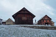 Grosse Gebäude in Dietwil könnten zu Wohnraum umgestaltet werden, wenn die Rahmenbedingungen stimmen. (Bild: Eddy Schambron)