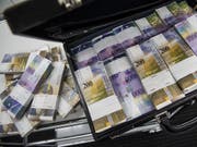 Die Vergütungen der Schweizer Topmanager für das Jahr 2018 dürften laut einer Studie stabil bleiben oder nur leicht steigen. (Bild: KEYSTONE/GABRIELE PUTZU)