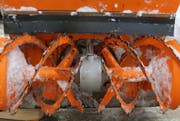 Die Frässschnecke einer Schneefräse. (Bild: Stadtpolizei St.Gallen - 11. Januar 2019)