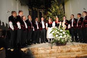 Der Jodlerklub Fruttklänge begeisterte die Zuhörer mit seinem Neujahrskonzert in der Pfarrkirche. (Bild: Rosmarie Berlinger (Kerns, 12. Januar 2019))