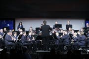 Die Musikgesellschaft überzeugt im Heirisaal. (Bild: Stefan Kaiser (Ort, 13. Januar 2019)))