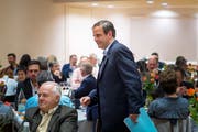 Heimspiel in der Fremde: Gerhard Pfister vor seiner Rede im Wittenbacher OZ Grünau. (Bild: Michel Canonica)