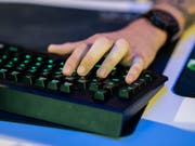 Das FBI meldet der Schweiz immer mehr Kinderpornografie-Verdachtsfälle (Symbolbild). (Bild: KEYSTONE/ENNIO LEANZA)