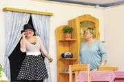 Die Theatergruppe sorgt auch am kommenden Wochenende wieder für Lacher in der Braunauer Turnhalle. (Bilder: Christoph Heer)