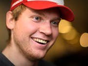 Niels Hintermann kann sich in dieser Saison wieder freuen (Bild: KEYSTONE/GIAN EHRENZELLER)