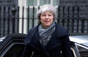 Theresa May am Montag in London. (Bild: EPA/FACUNDO ARRIZABALAGA)